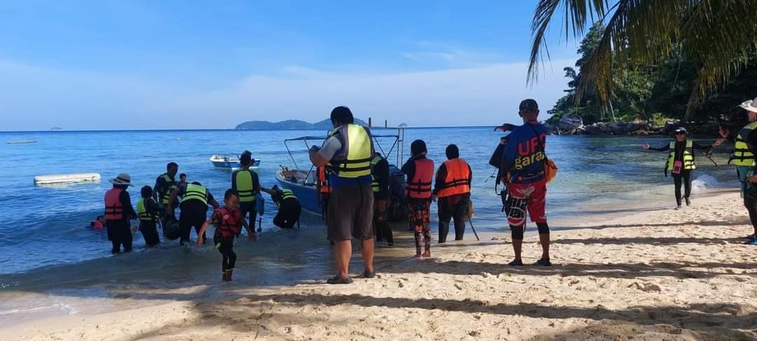 Отель Ella'S Place Salang Tioman Экстерьер фото