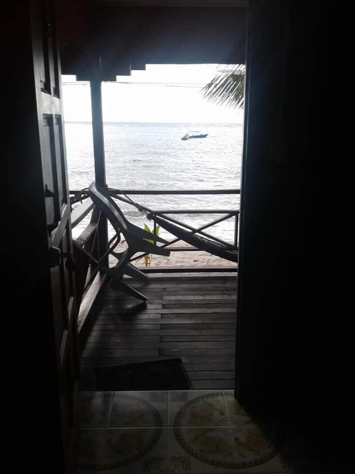 Отель Ella'S Place Salang Tioman Экстерьер фото