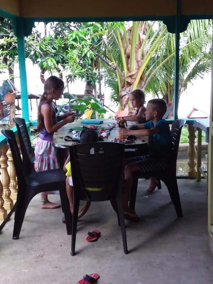 Ella'S Place Salang Tioman Kampong Ayer Batang Экстерьер фото