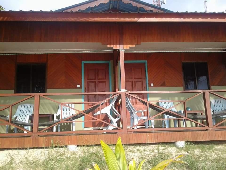 Ella'S Place Salang Tioman Kampong Ayer Batang Экстерьер фото