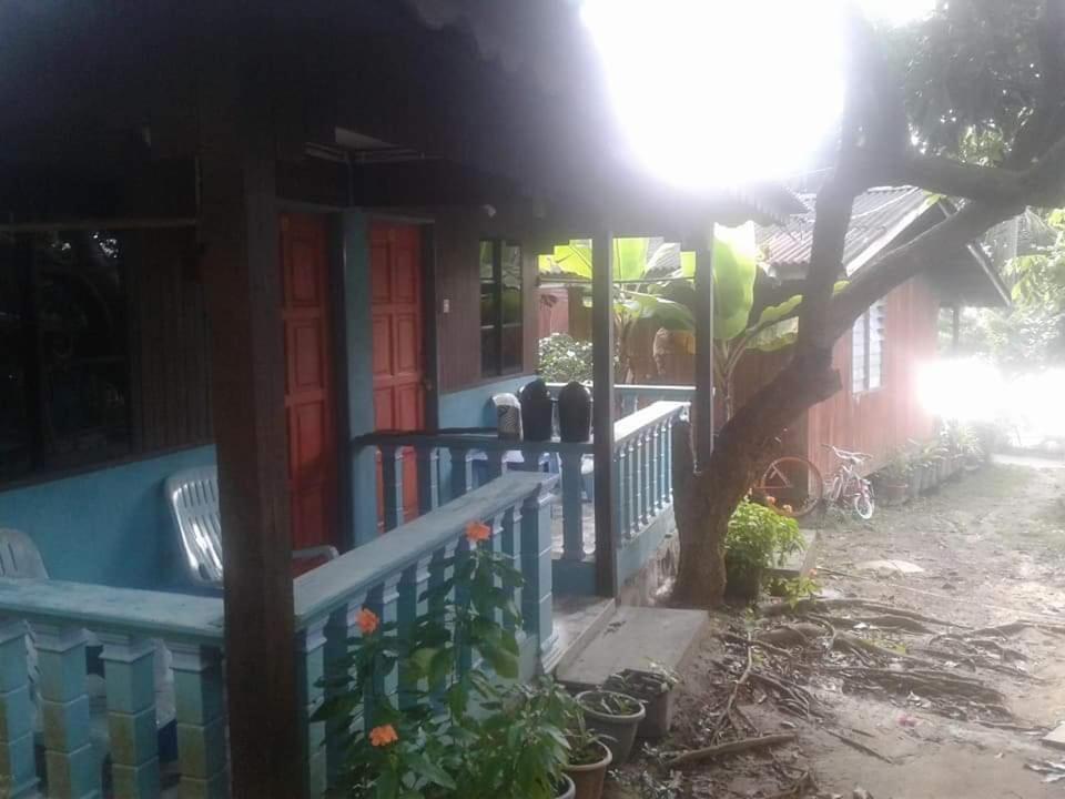 Ella'S Place Salang Tioman Kampong Ayer Batang Экстерьер фото