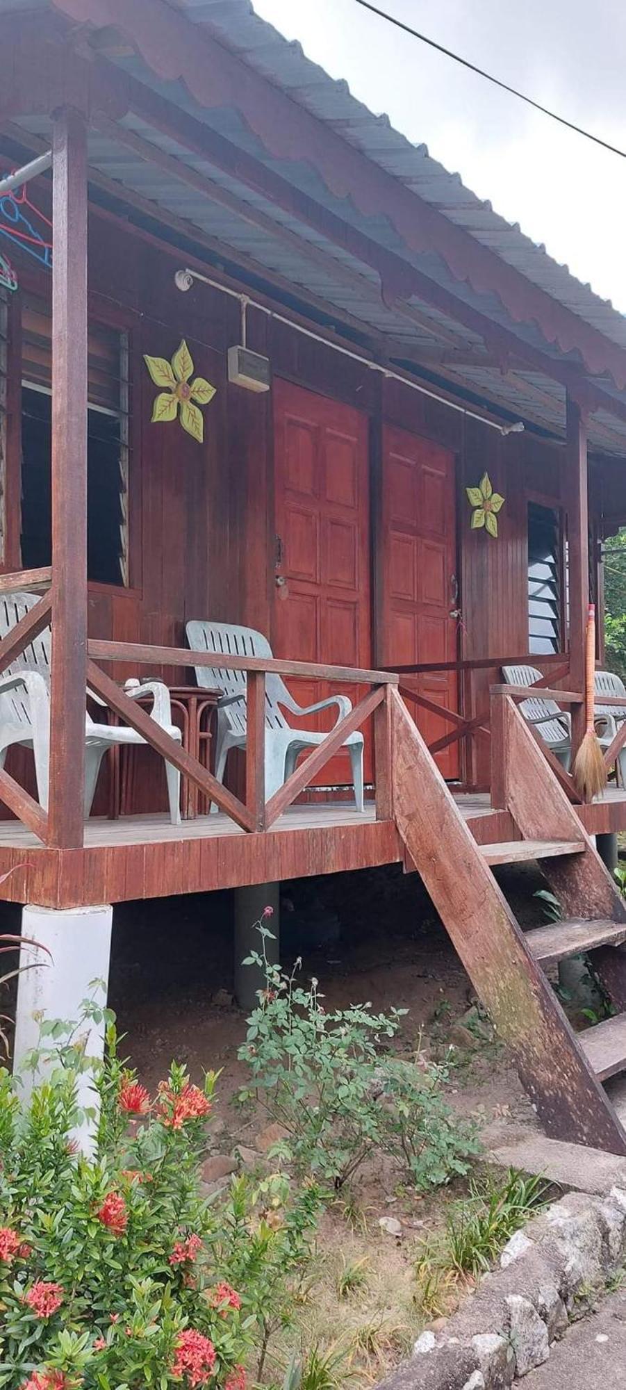 Отель Ella'S Place Salang Tioman Экстерьер фото