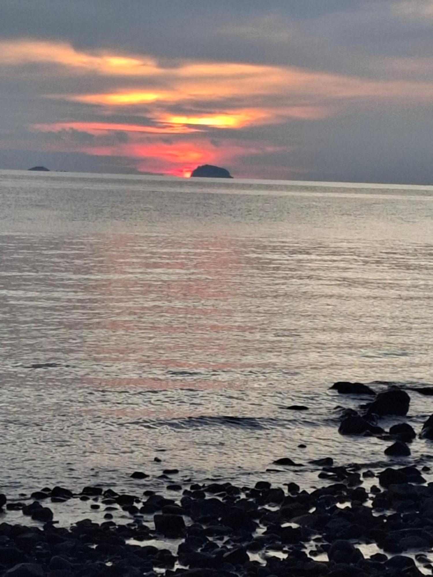 Ella'S Place Salang Tioman Kampong Ayer Batang Экстерьер фото